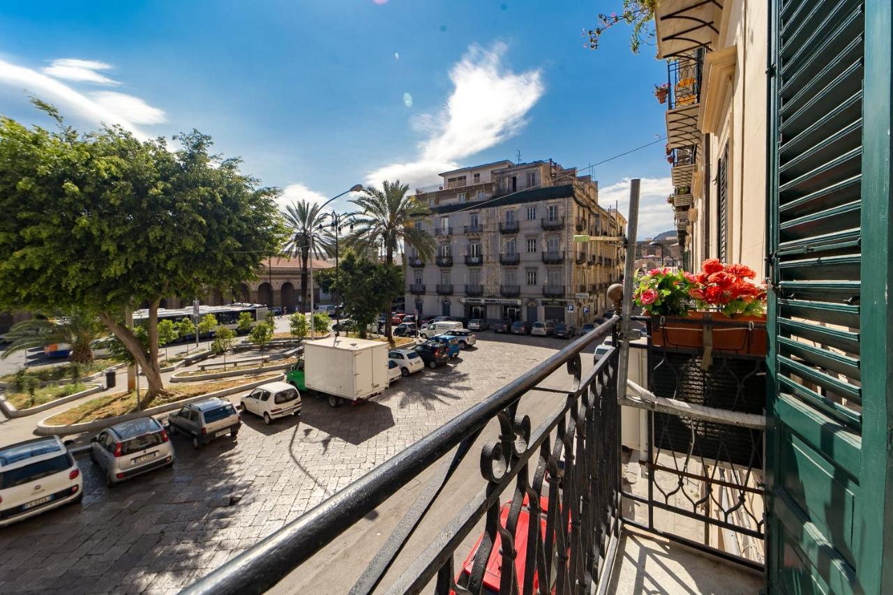 Giachi Friendly Rooms Alla Stazione Palerme Extérieur photo