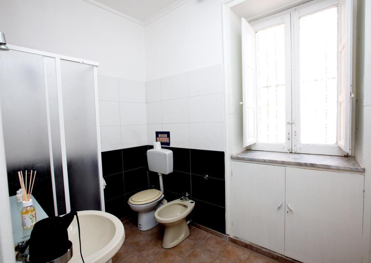 Giachi Friendly Rooms Alla Stazione Palerme Extérieur photo