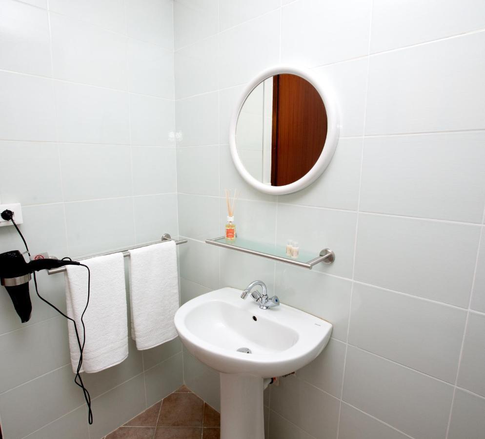 Giachi Friendly Rooms Alla Stazione Palerme Extérieur photo