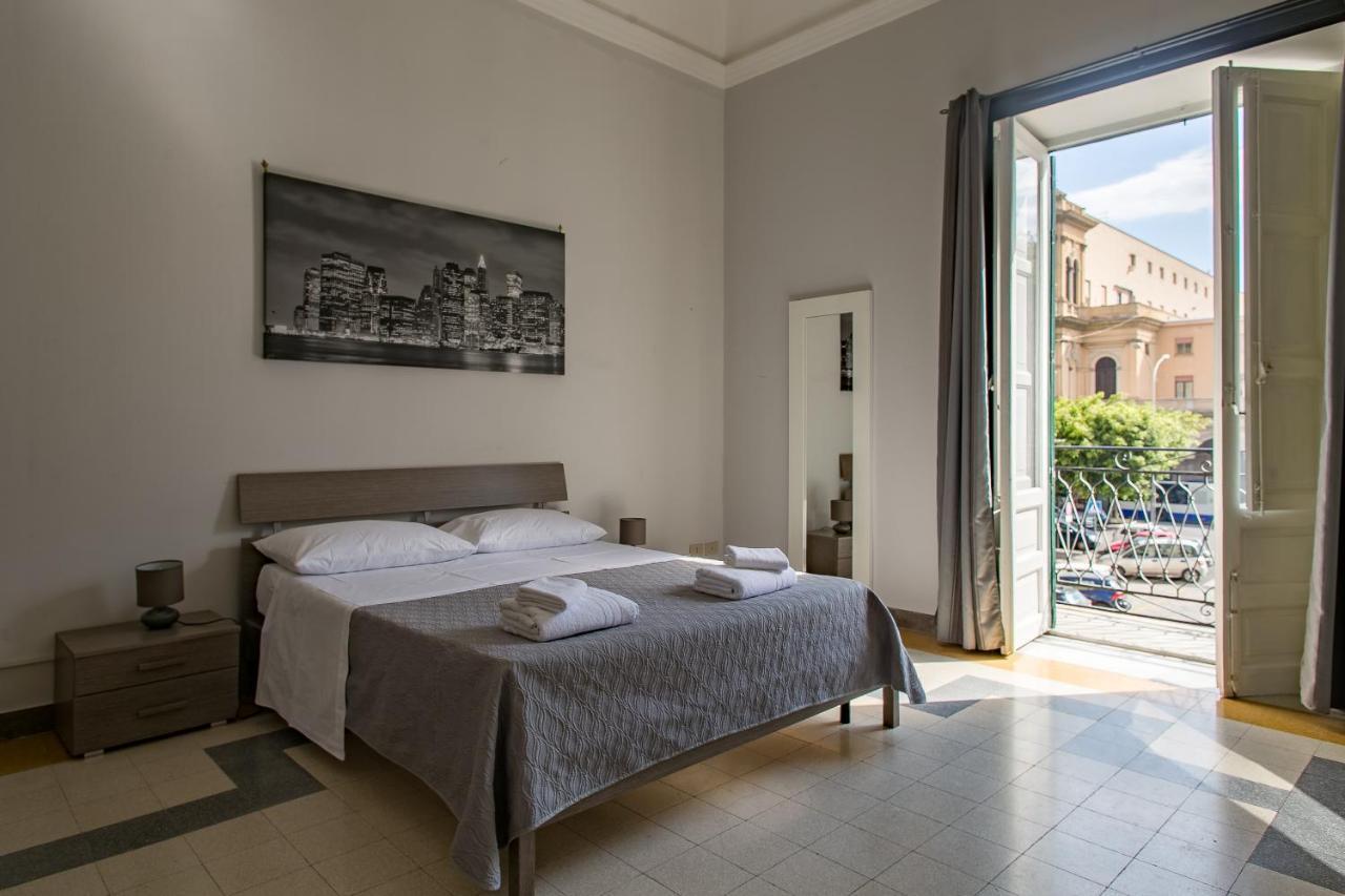 Giachi Friendly Rooms Alla Stazione Palerme Extérieur photo