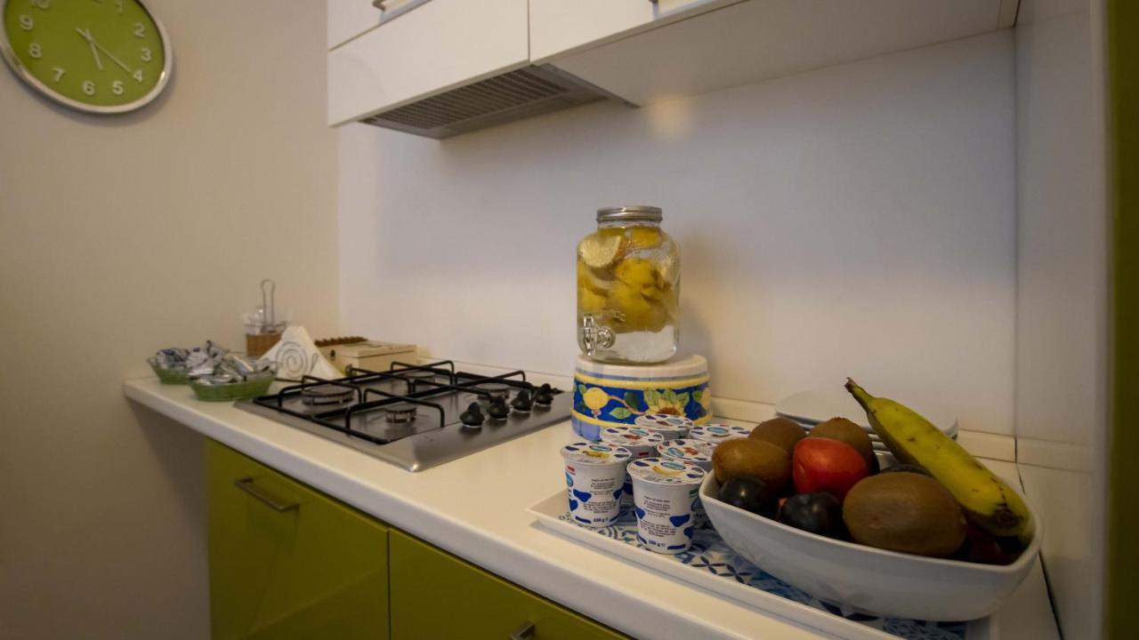 Giachi Friendly Rooms Alla Stazione Palerme Extérieur photo