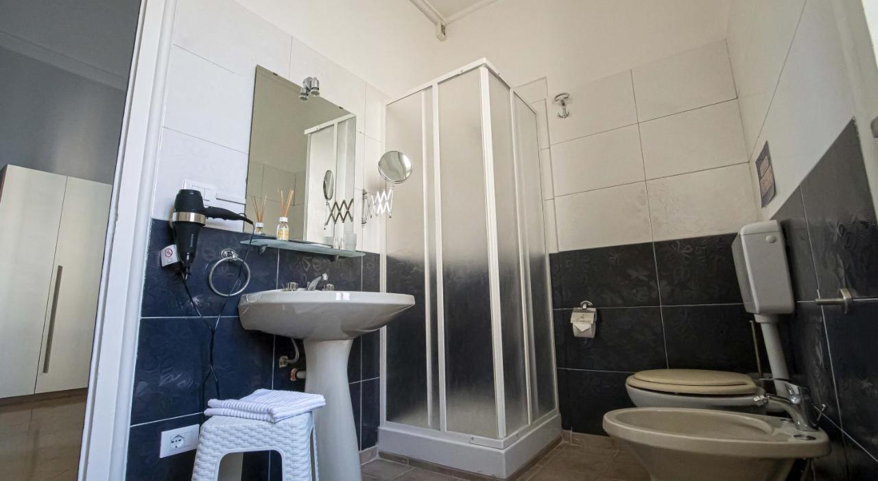 Giachi Friendly Rooms Alla Stazione Palerme Extérieur photo
